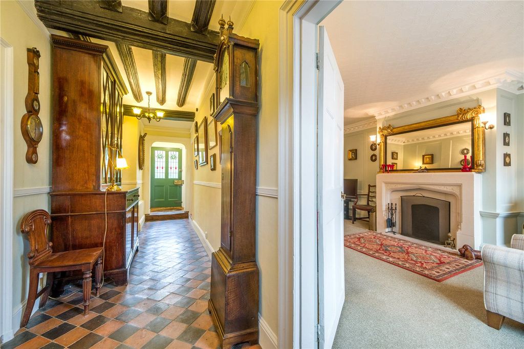 Property photo 2 of 39 Hall