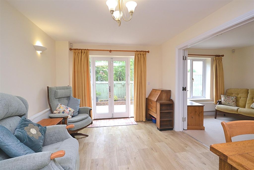 Property photo 2 of 24 10 (70).Png