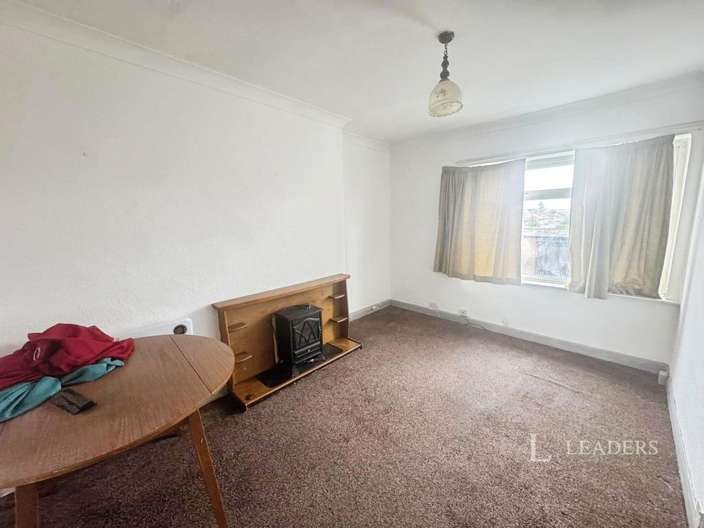 Property photo 2 of 7 Pbox-Img.Jpg