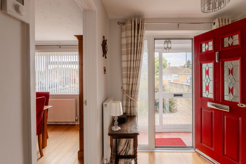 Property photo 2 of 19