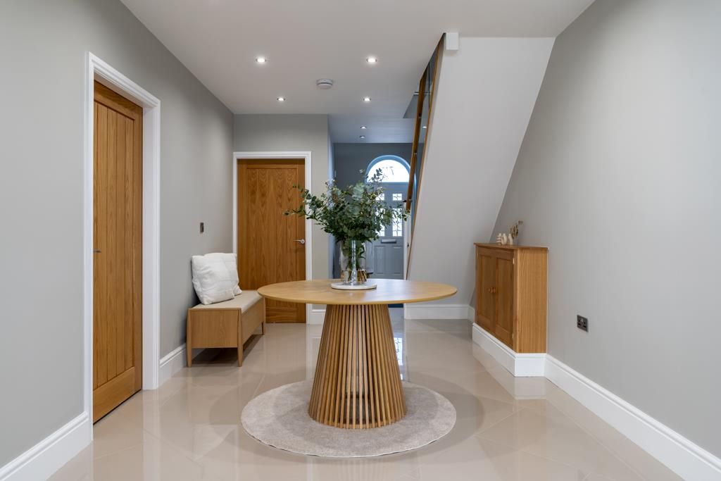 Property photo 3 of 45 Entrhttps://Login.Vebraalto.Com/#Ance Hall