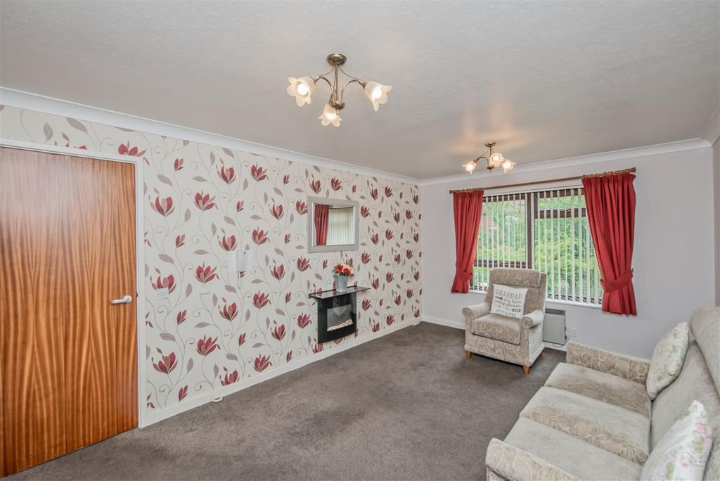Property photo 2 of 16 Living Room &amp; Dining Area: