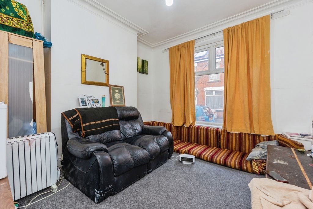 Property photo 2 of 22 Pbox-Img.Jpg