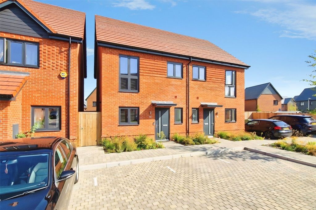 Property photo 1 of 8 Picture No. 11