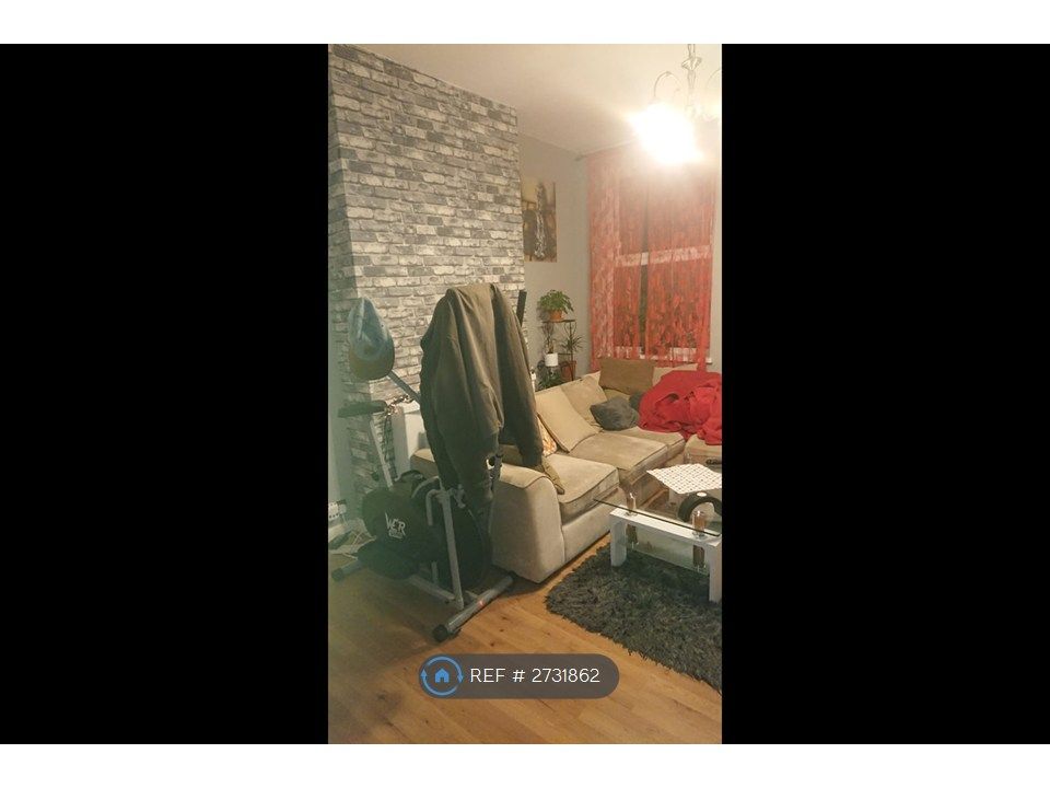 Property photo 2 of 5 Lounge