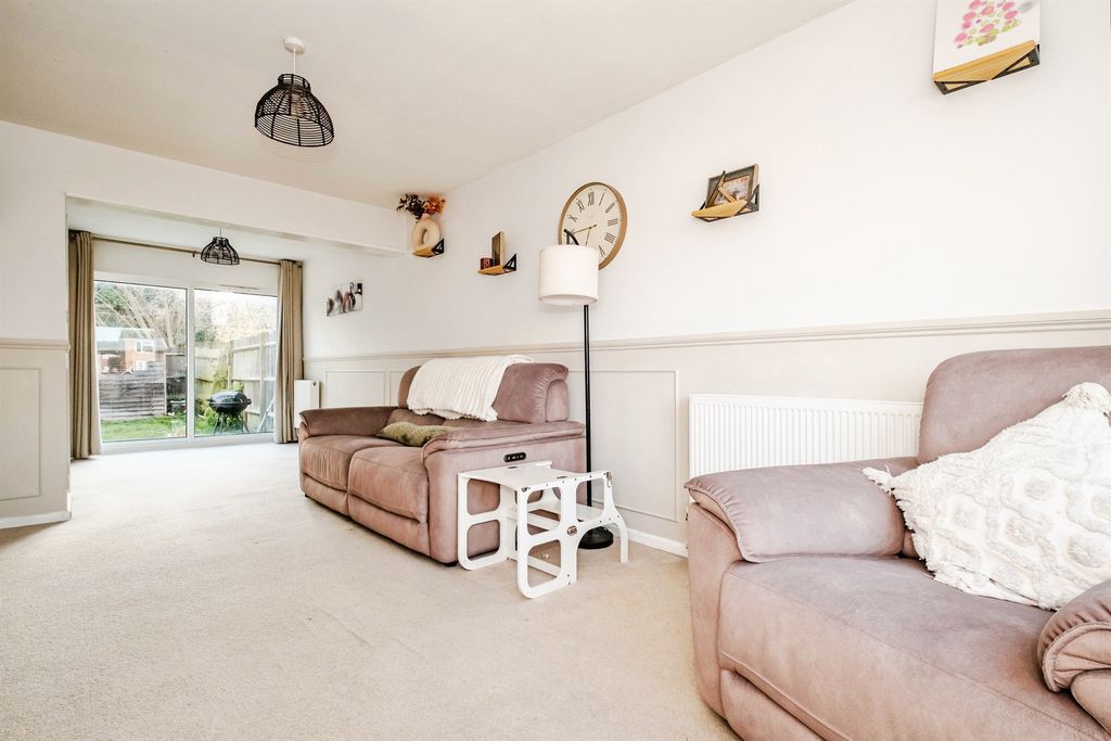 Property photo 3 of 14