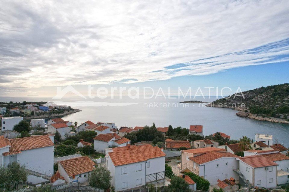 Property photo 1 of 1 Apartment On The First Floor With A View Of The Sea And A Co