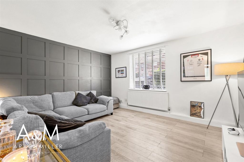 Property photo 1 of 18 4D4A4712.Jpg