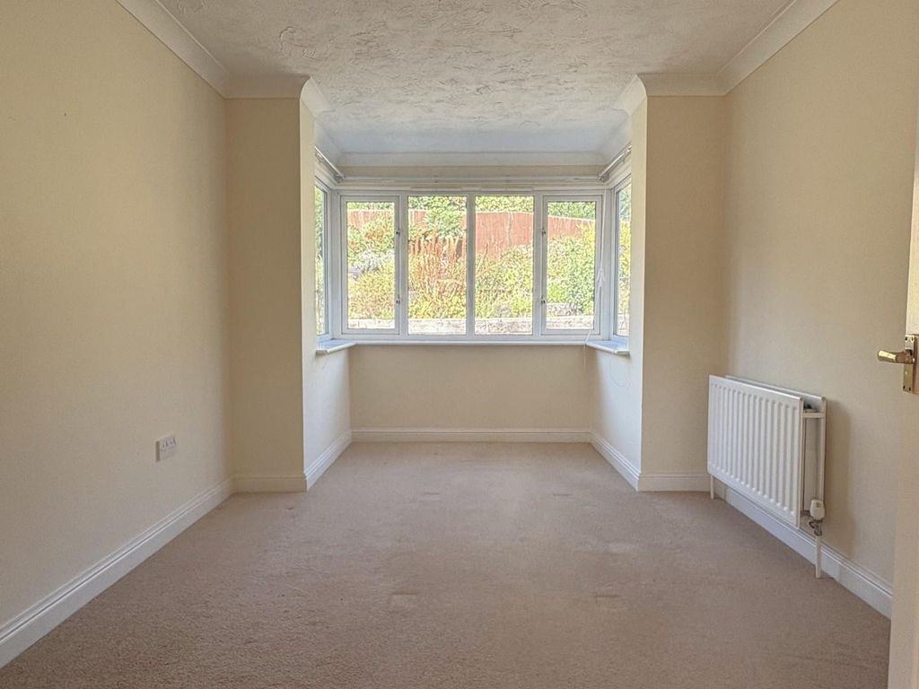 Property photo 3 of 22 5.Jpg