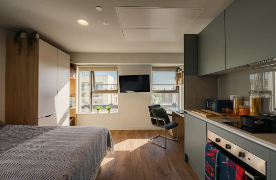 Property photo 1 of 9