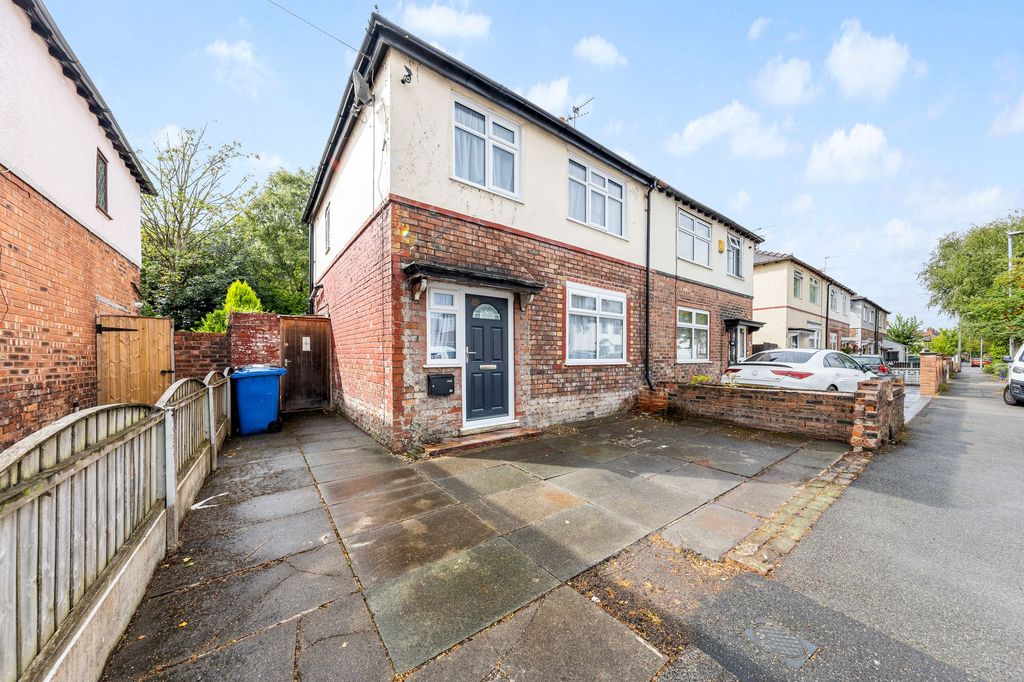 Property photo 1 of 19