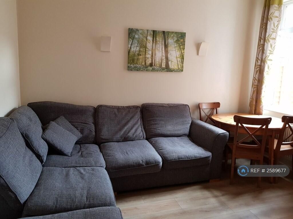 Property photo 2 of 26