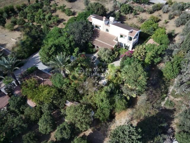 Property photo 1 of 37