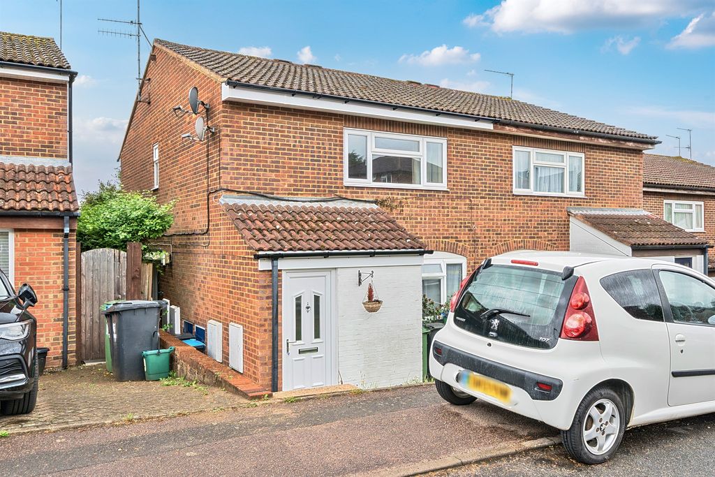 Property photo 1 of 11