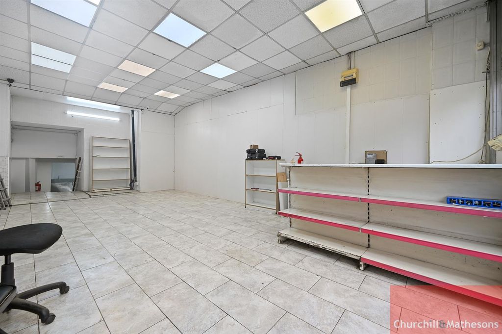 Property photo 3 of 47 Shop (9).Jpg