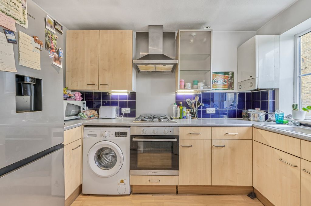 Property photo 3 of 12 Picture No. 02