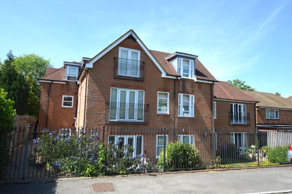 Property photo 1 of 9 Rear View