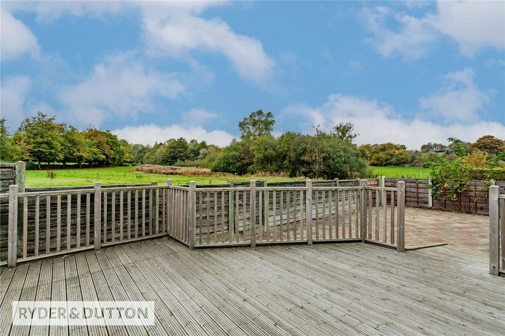 Property photo 2 of 29 Garden