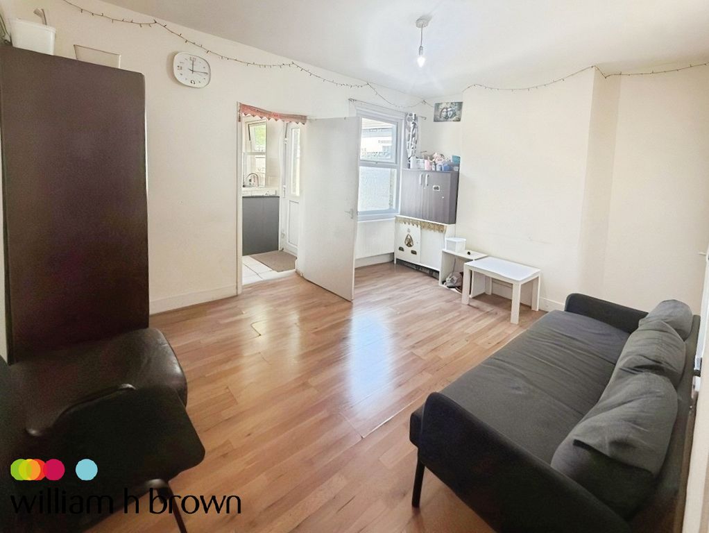 Property photo 3 of 9 Image