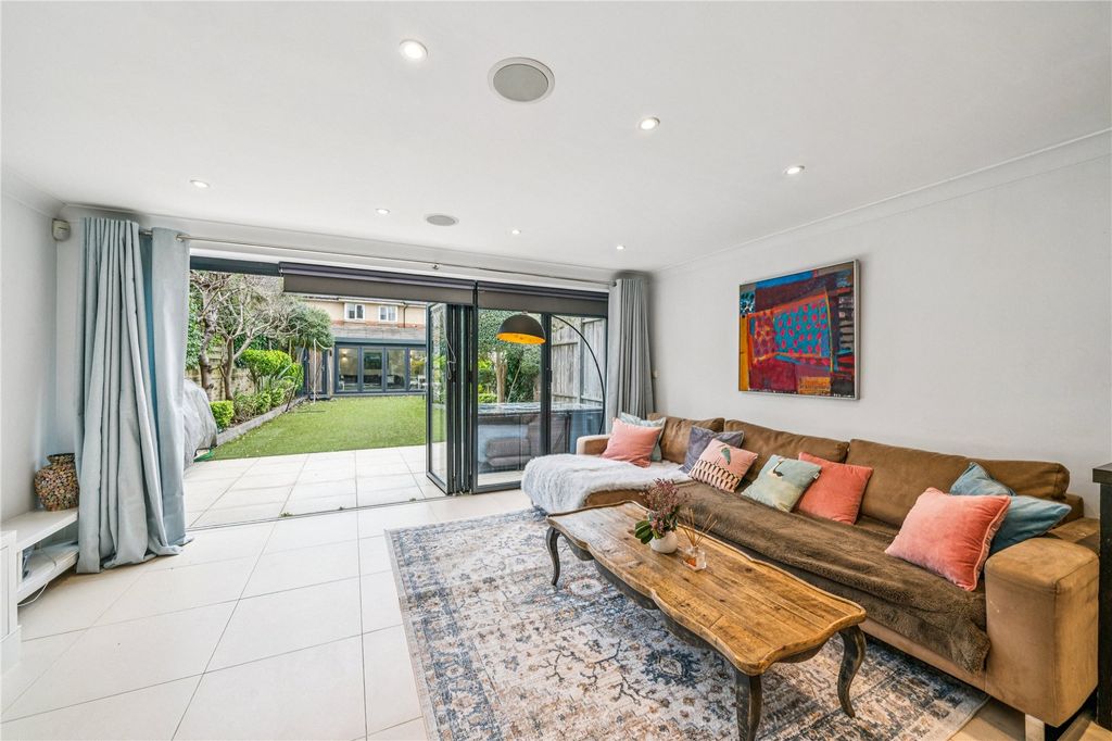 Property photo 3 of 10 Picture No. 49