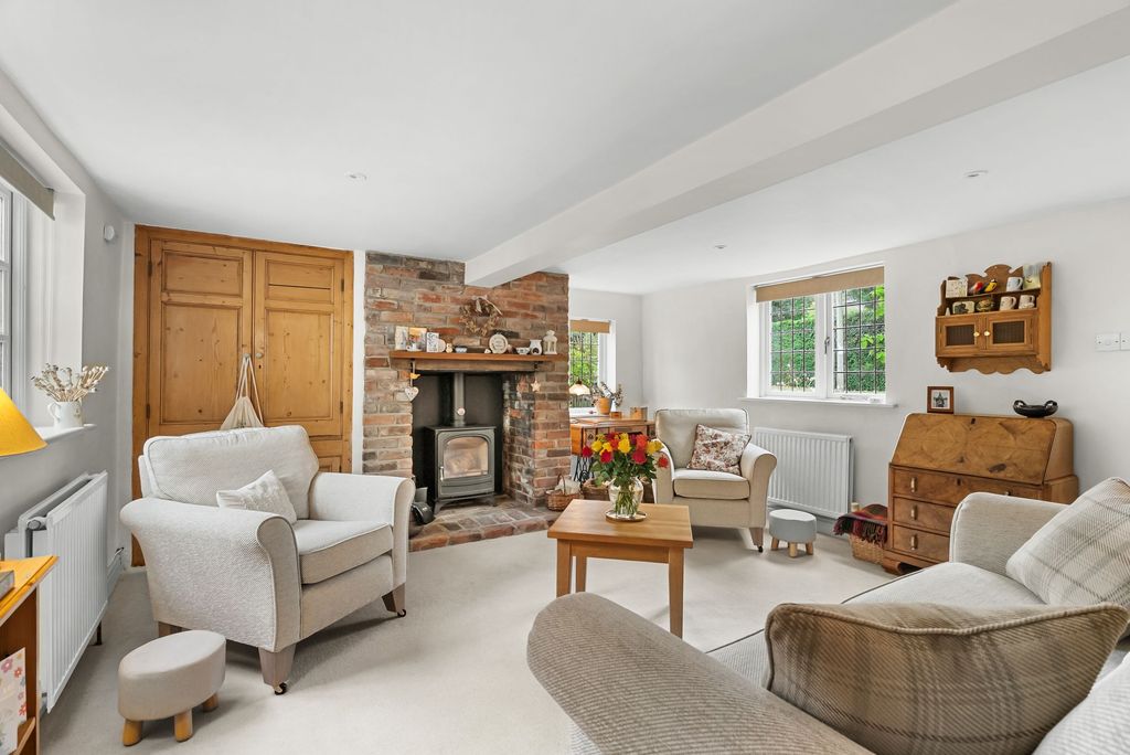 Property photo 2 of 22