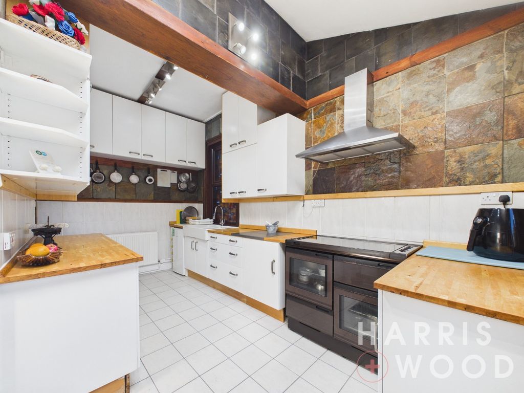 Property photo 2 of 33 5172446