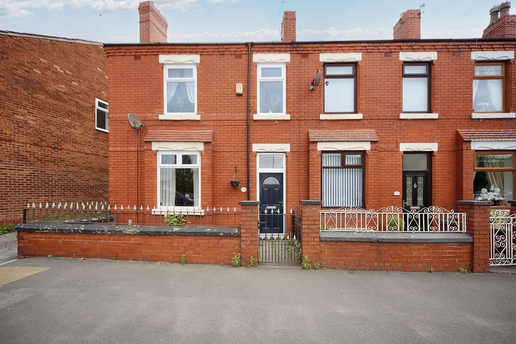 Property photo 1 of 23