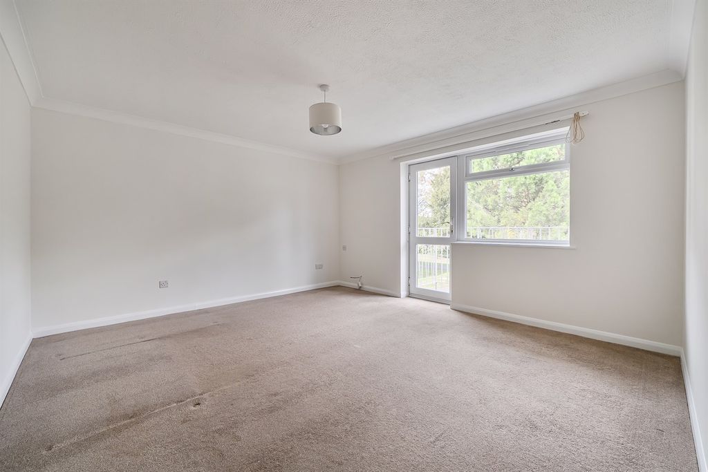 Property photo 3 of 8 Living Room