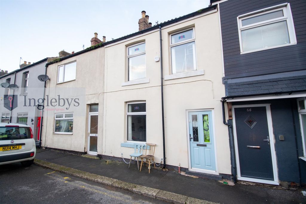 Property photo 1 of 26