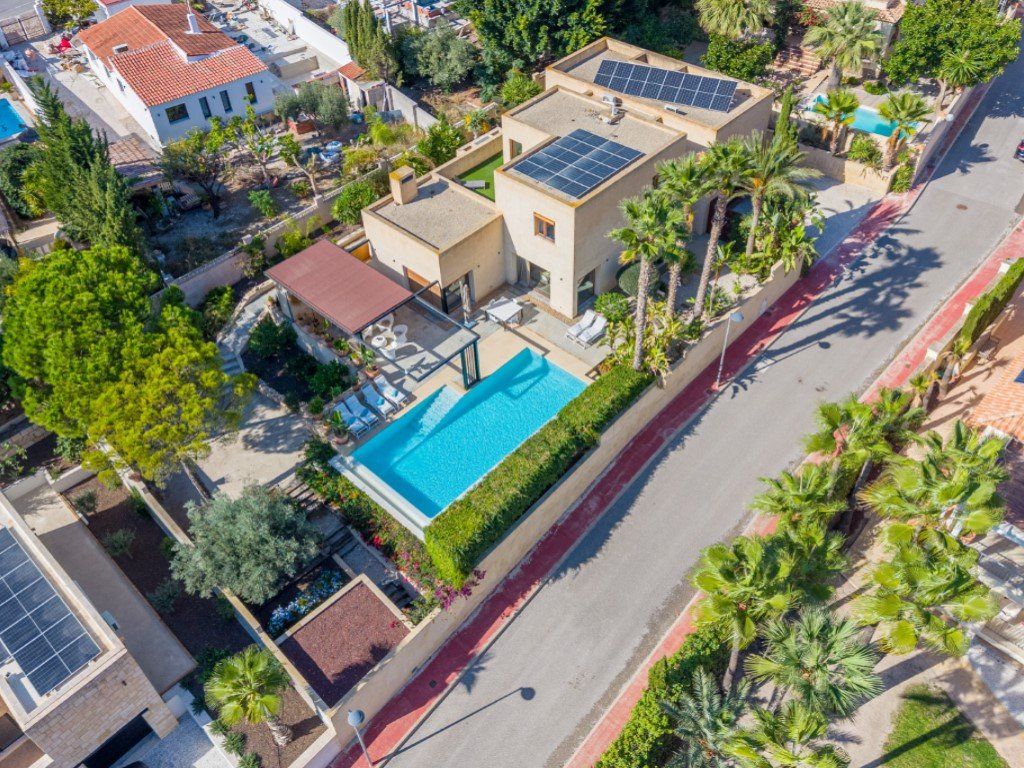 Property photo 1 of 58 Magnificent Cubic-Style Villa With Infinity Pool In A Prestigious Residential Area Of Busot