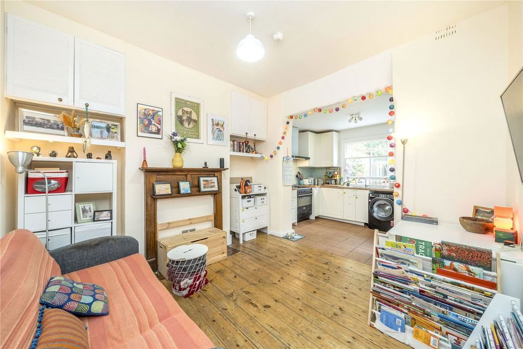 Property photo 3 of 7