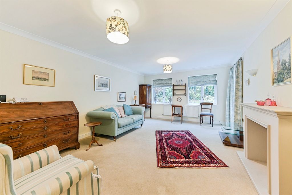 Property photo 2 of 14