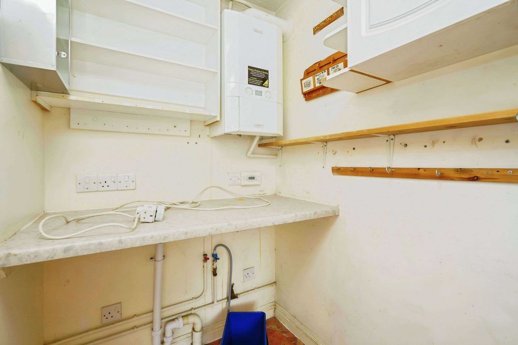 Property photo 3 of 20 10 Helwys Place, Kidlington, Oxfordshire, Ox5 2Xu