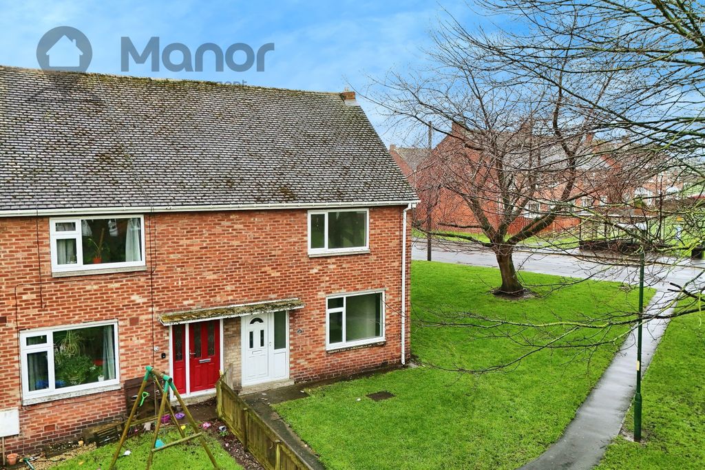 Property photo 2 of 21 Front Of House 2