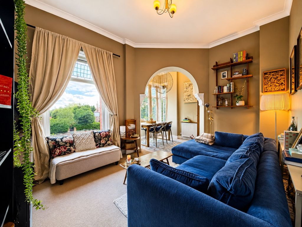 Property photo 3 of 14 5291952