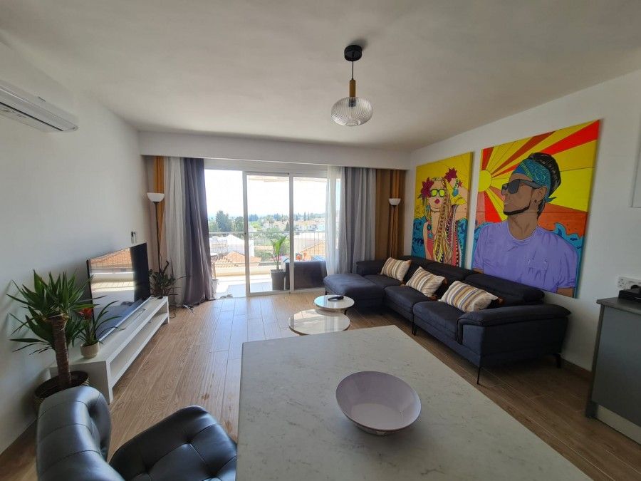 Property photo 1 of 30