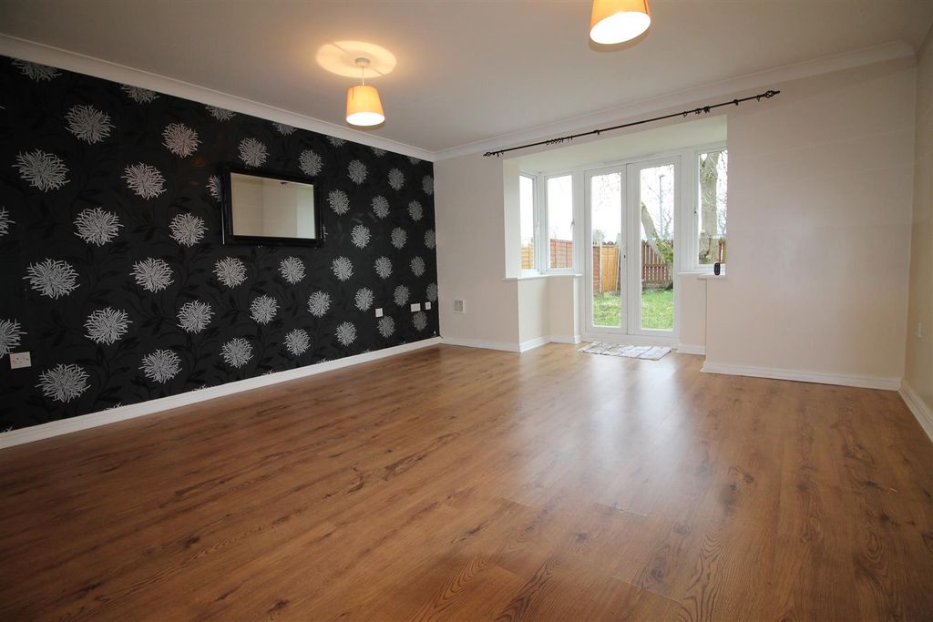 Property photo 3 of 18 Img_8868.Jpg