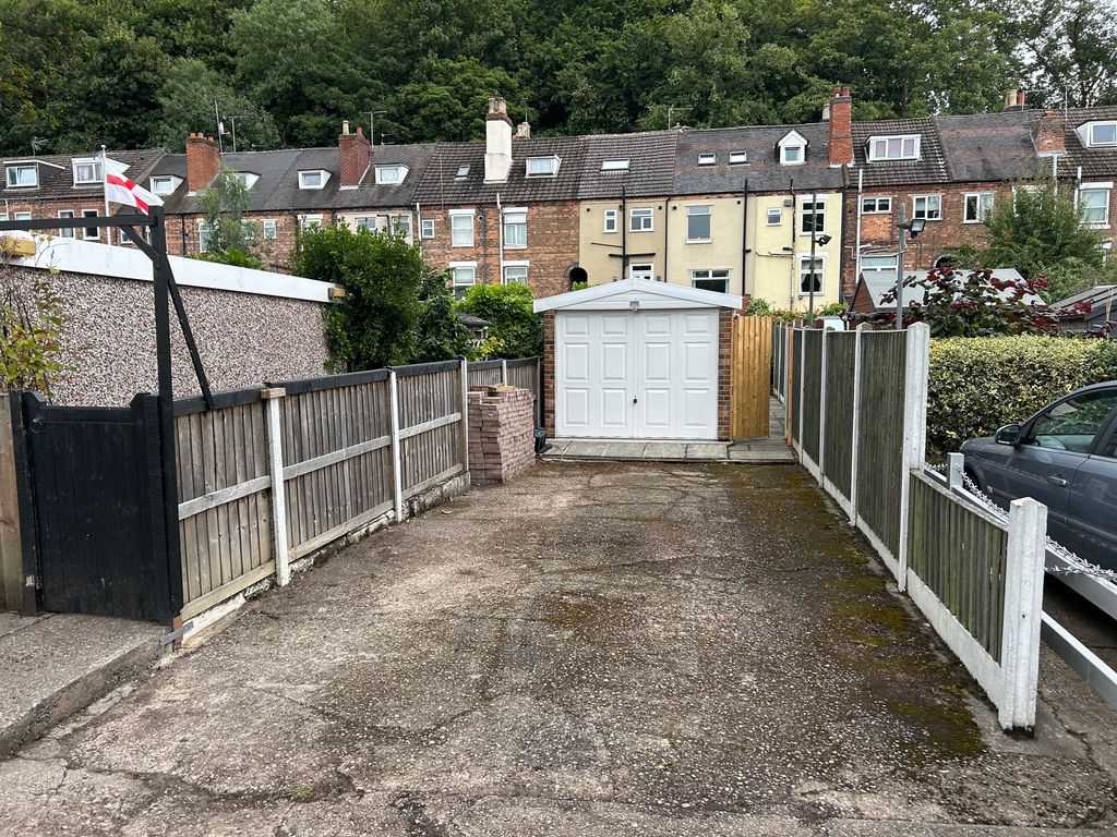 Property photo 1 of 29