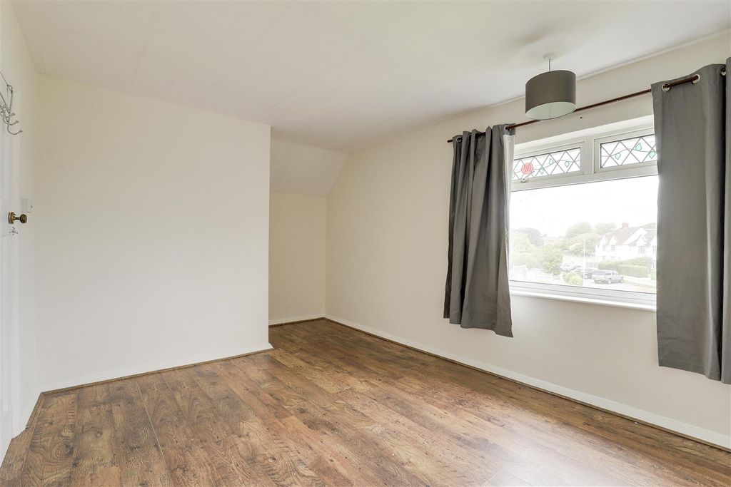 Property photo 2 of 14 01_1.Jpg