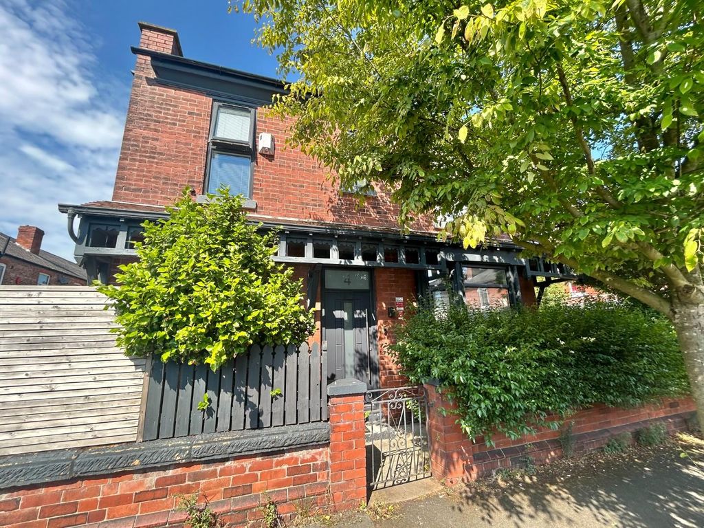Property photo 1 of 29