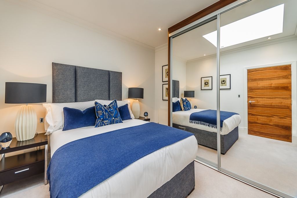 Property photo 2 of 16 8317620-Interior02