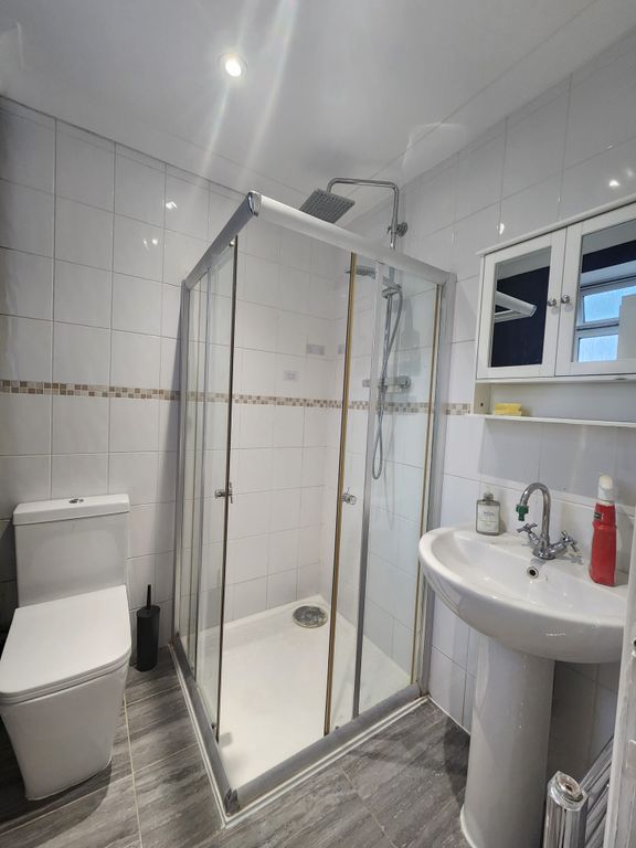 Property photo 3 of 3