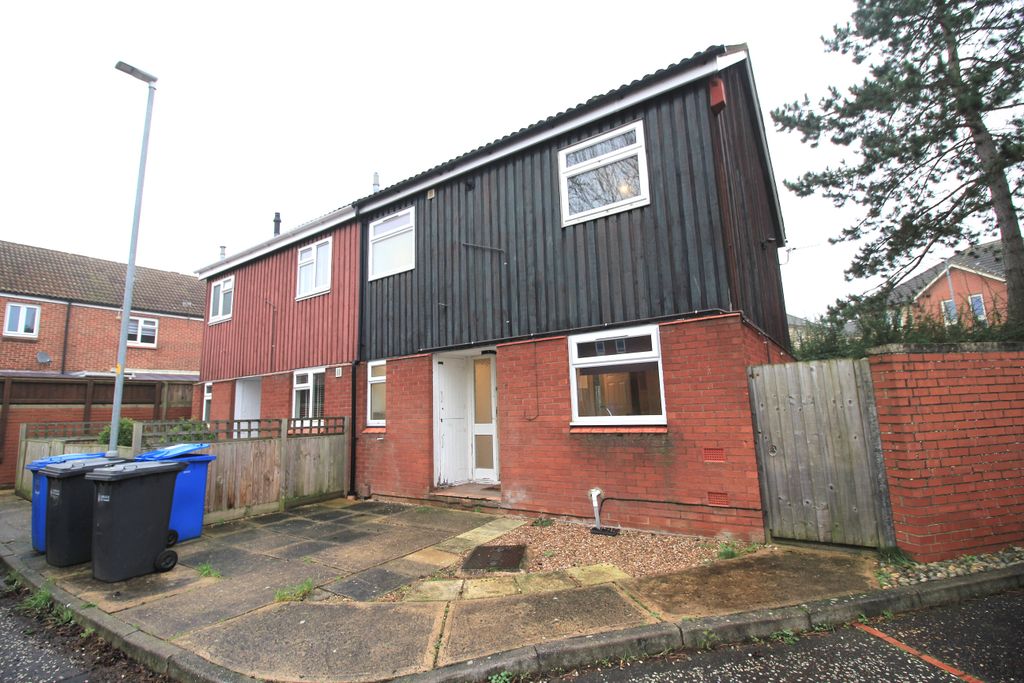 Property photo 1 of 13