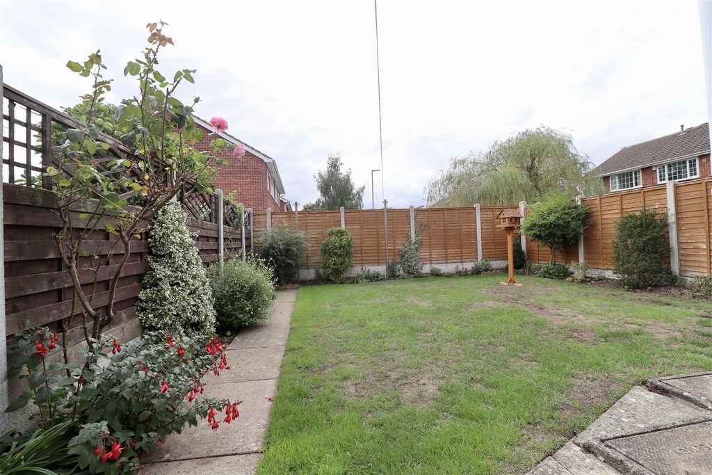 Property photo 3 of 13