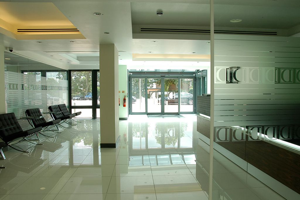 Property photo 3 of 9