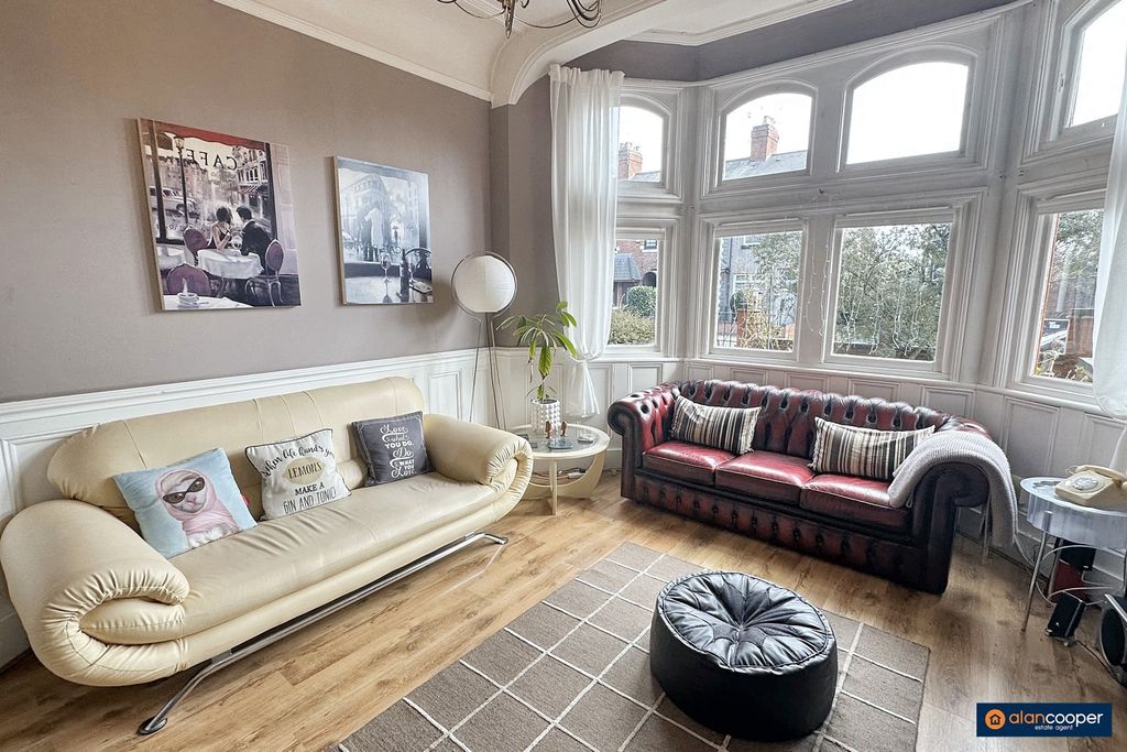 Property photo 3 of 40 4020424