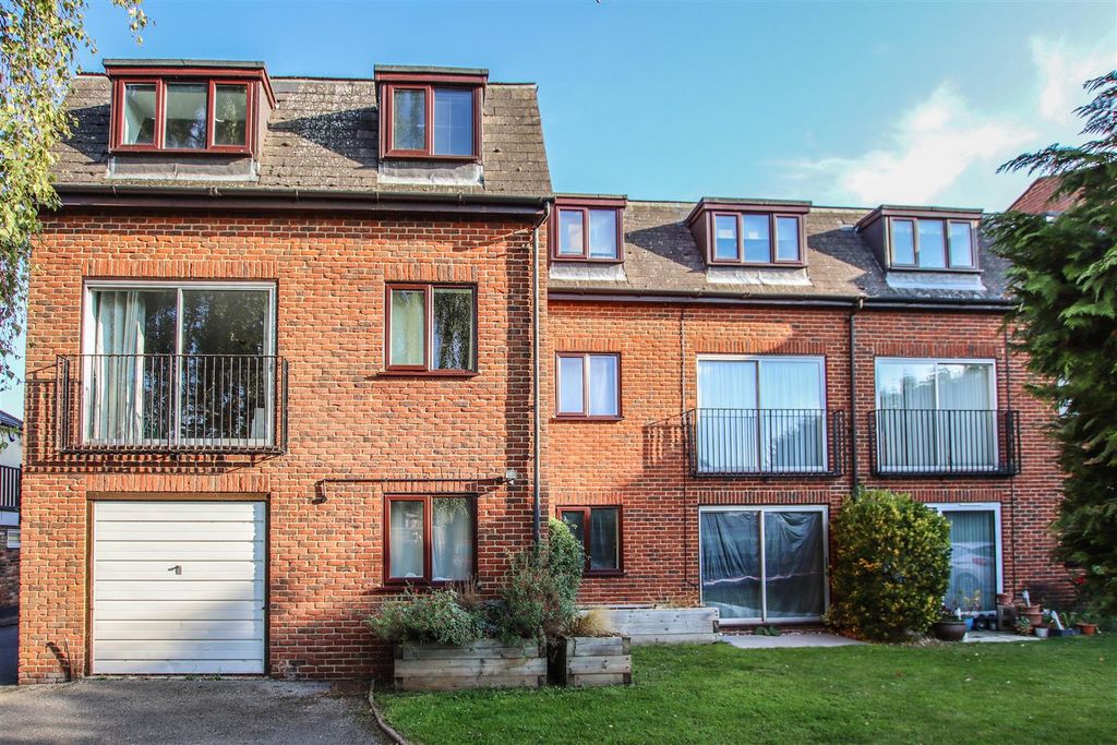 Property photo 1 of 10 Img_1357.Jpg