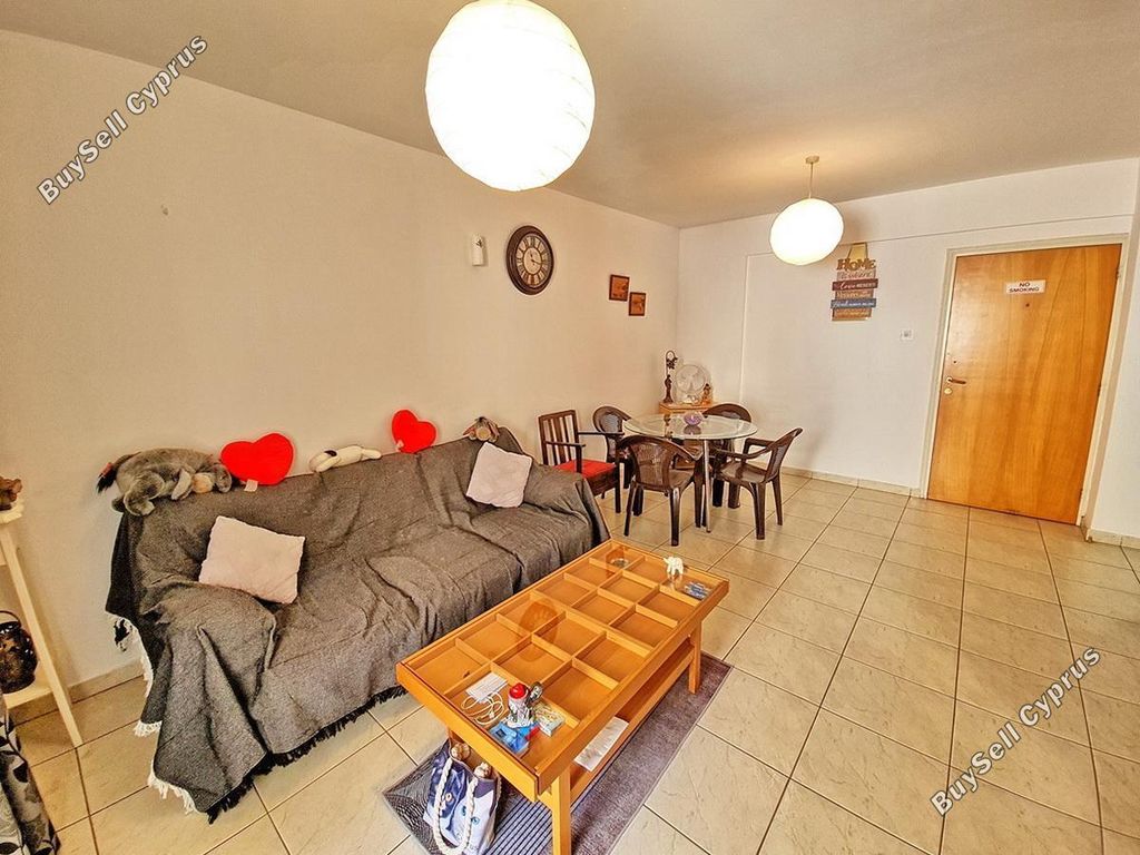 Property photo 2 of 23