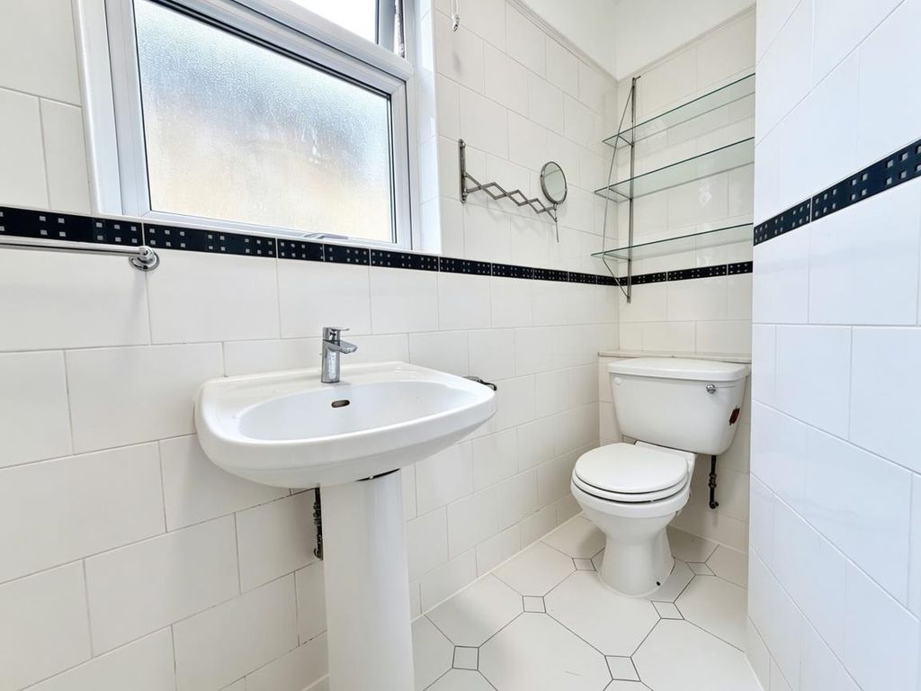 Property photo 3 of 10 Tikkz.Jpg