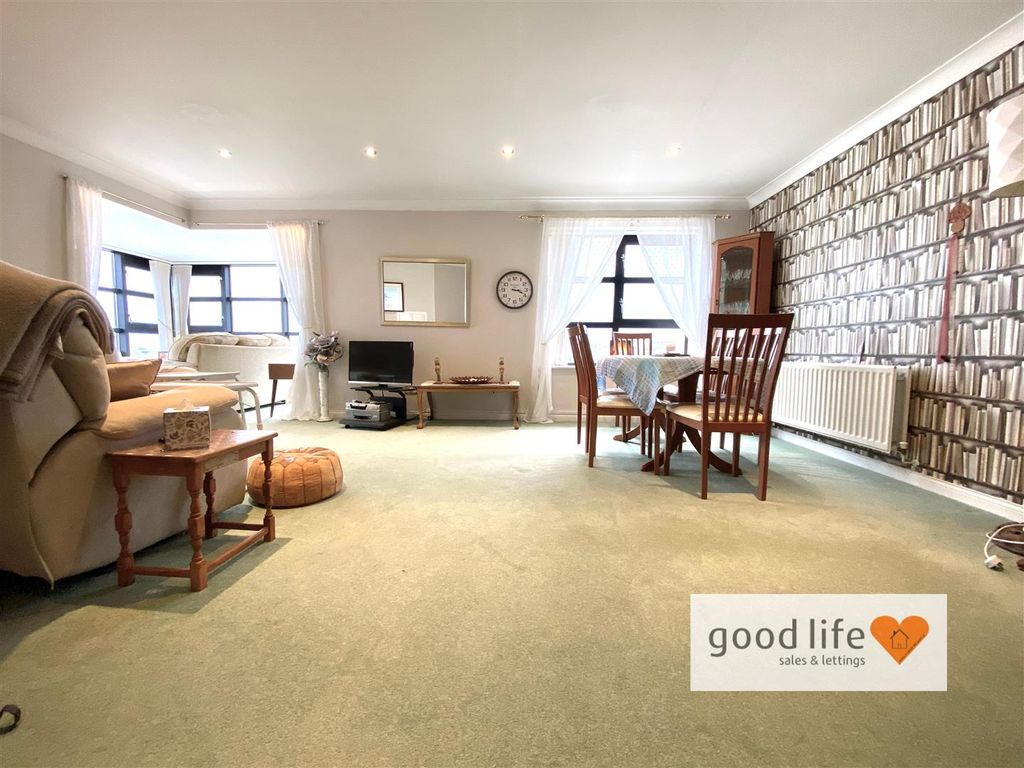 Property photo 3 of 22 20260415_141755427_Ios17Wheatschef.Jpg